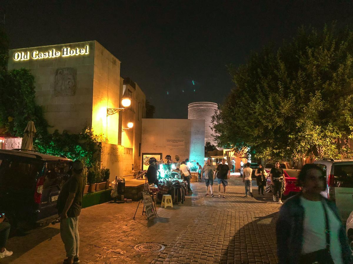 Old Castle Boutique Hotel Baku Exterior photo